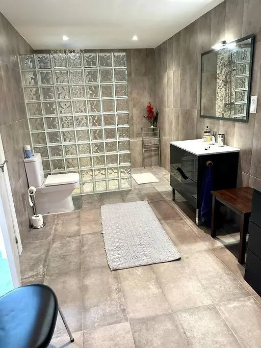 Pool-Side Chic Studio In Beautiful Countryside Mijas