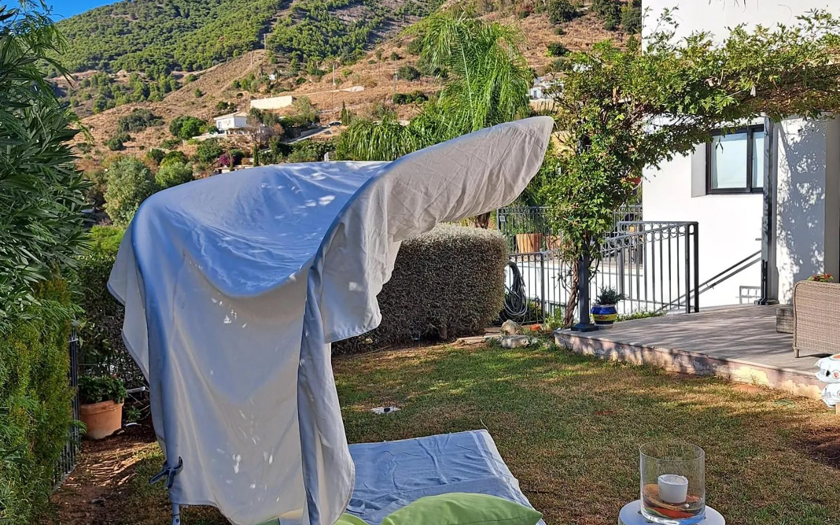 Pool-Side Chic Studio In Beautiful Countryside Mijas