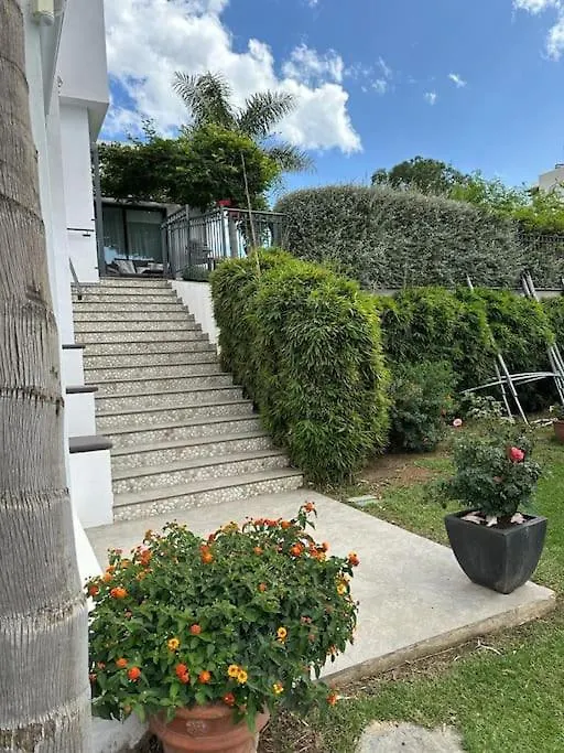Pool-Side Chic Studio In Beautiful Countryside Mijas